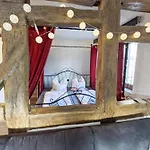 Apartament Urlaubsmagie - Moosgrund - Balkon, Sauna & Saisonaler Pool Sebnitz