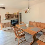 Urlaubsmagie - Moosgrund - Balkon, Sauna & Saisonaler Pool Apartament Sebnitz