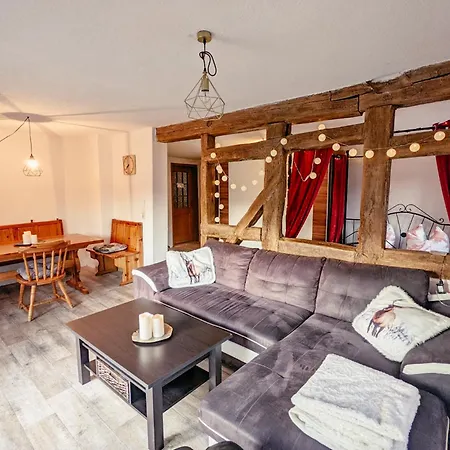 Urlaubsmagie - Moosgrund - Balkon, Sauna & Saisonaler Pool Sebnitz